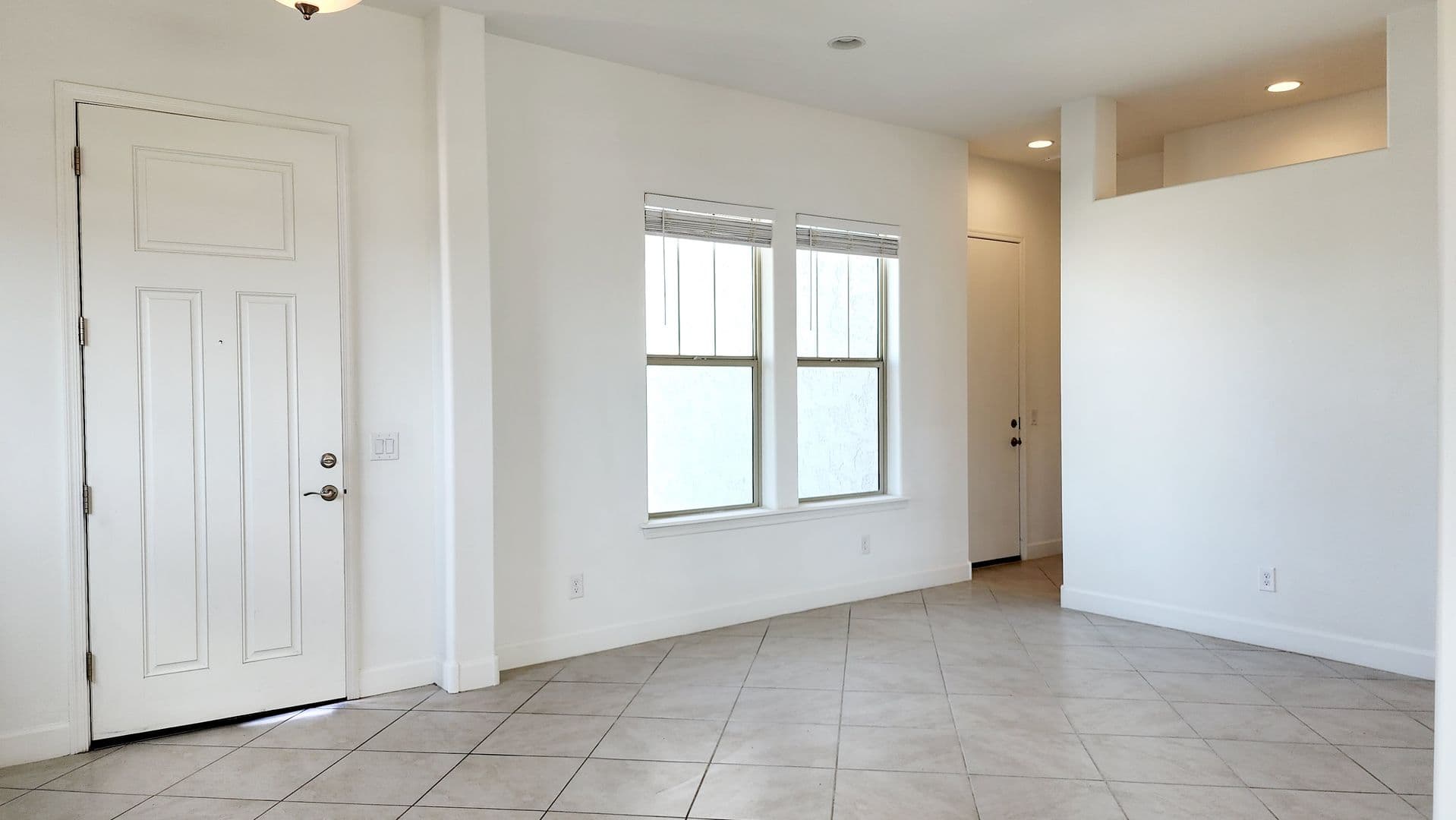 Litchfield Park House: 5603 N 194th Ave