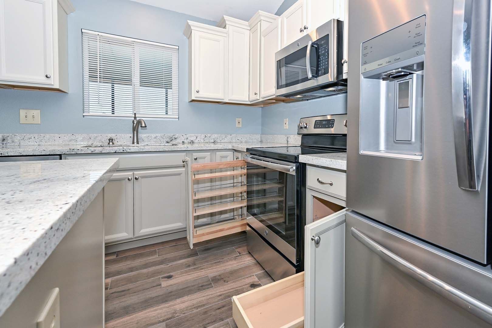 Sun City West House: 14227 W YOSEMITE DR