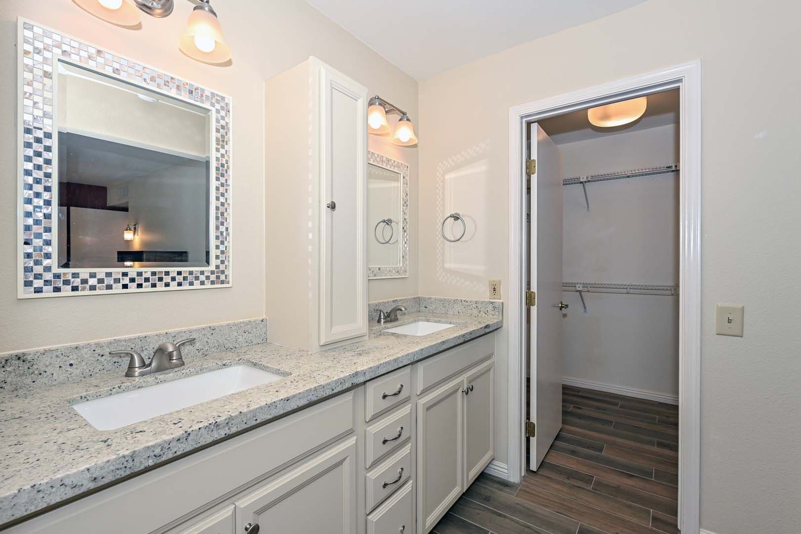 Sun City West House: 14227 W YOSEMITE DR