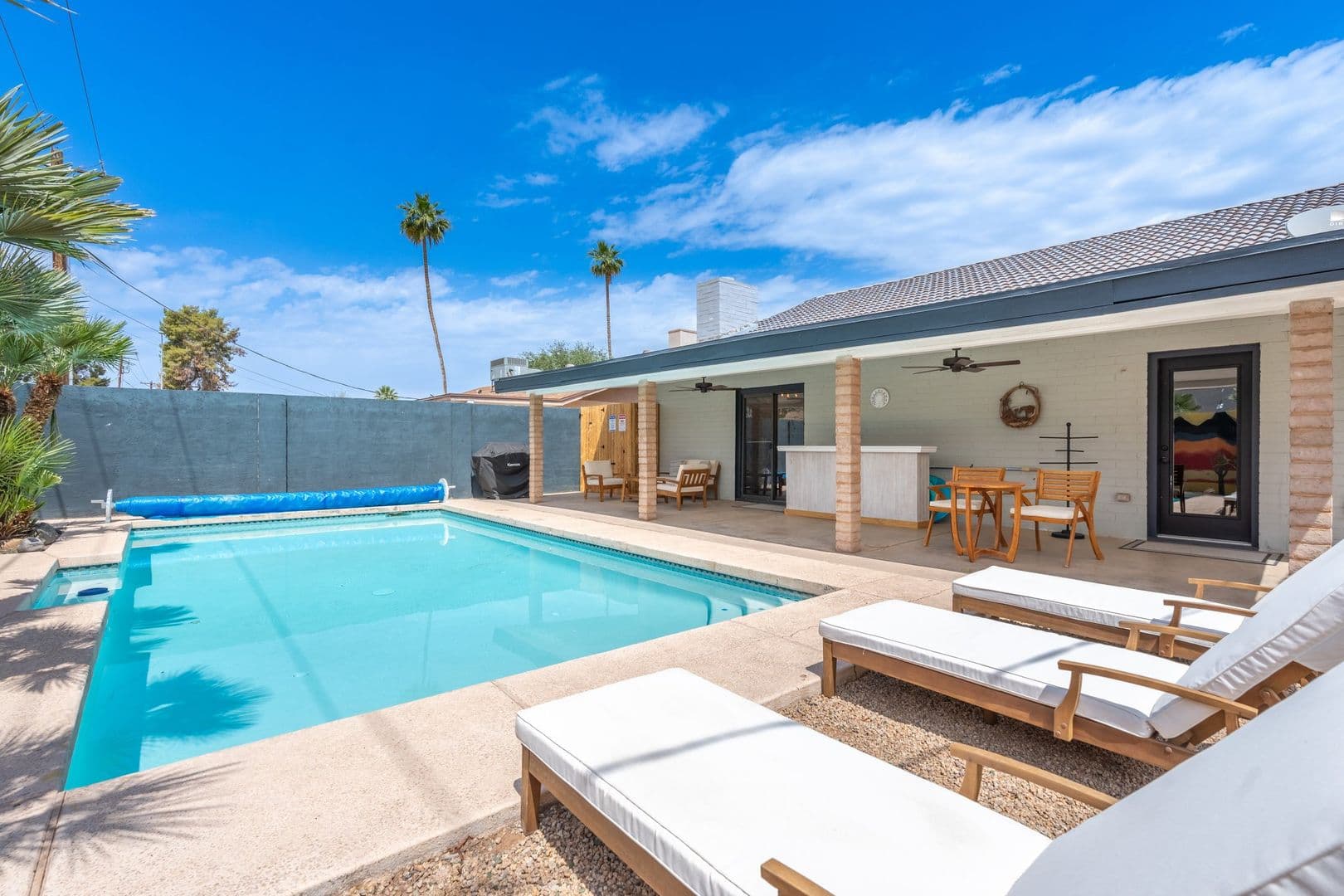 Tempe House: 9 E. Del Rio Drive