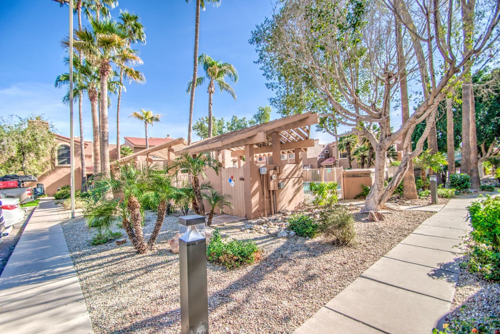 Scottsdale Townhome: 5640 E Bell Rd 1010