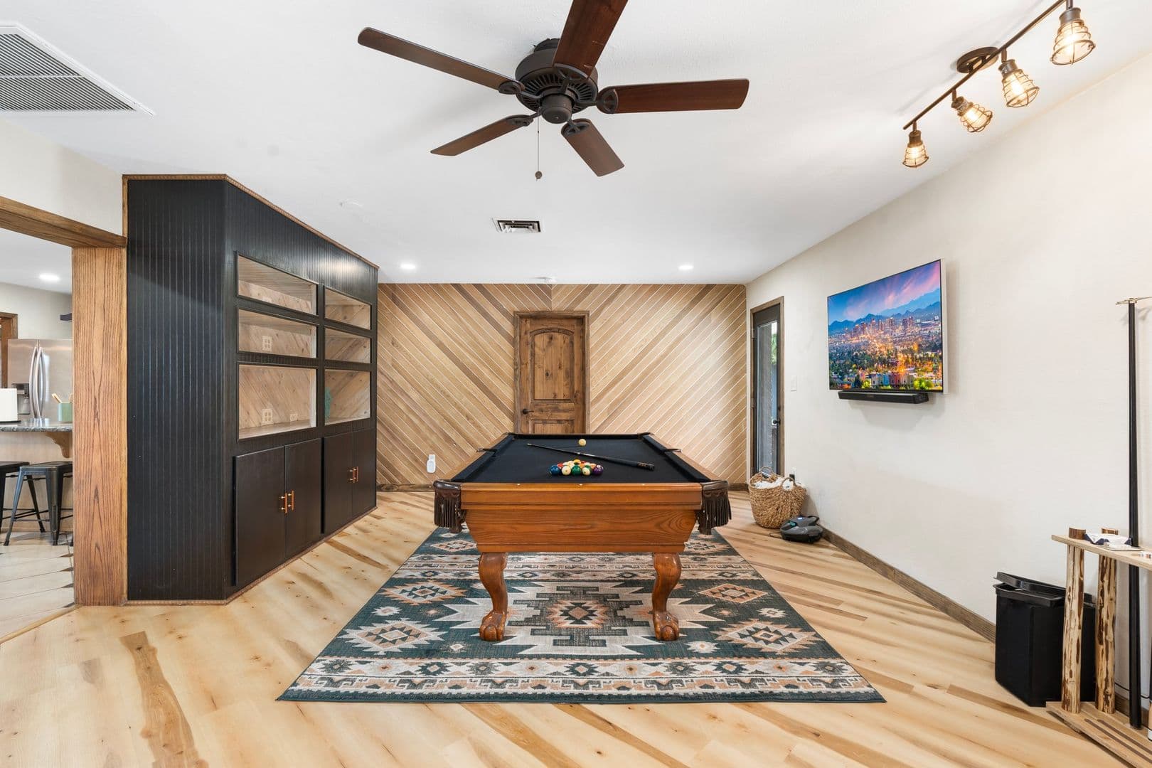 Tempe House: 9 E. Del Rio Drive