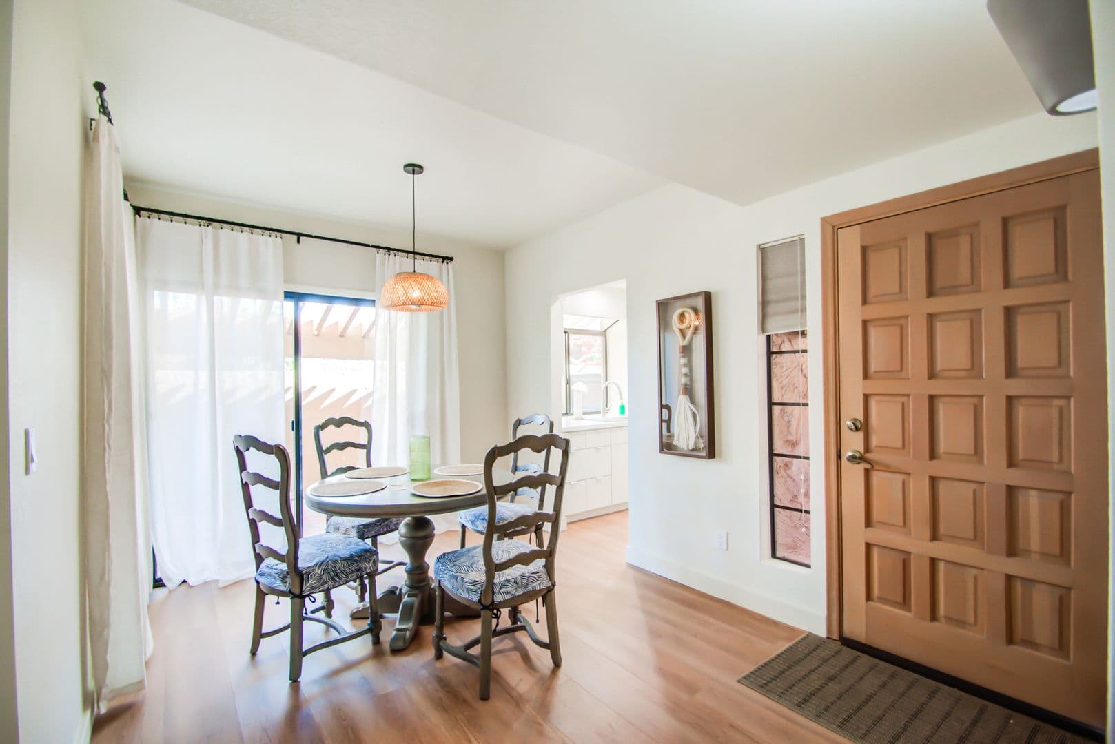 Scottsdale Townhome: 5640 E Bell Rd 1010