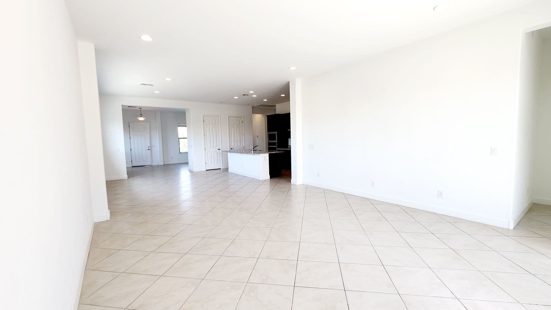 Litchfield Park House: 5603 N 194th Ave