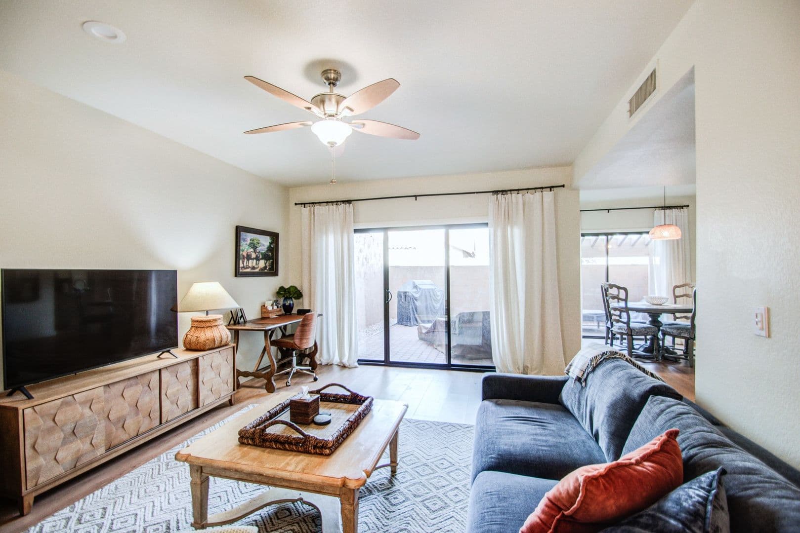 Scottsdale Townhome: 5640 E Bell Rd 1010