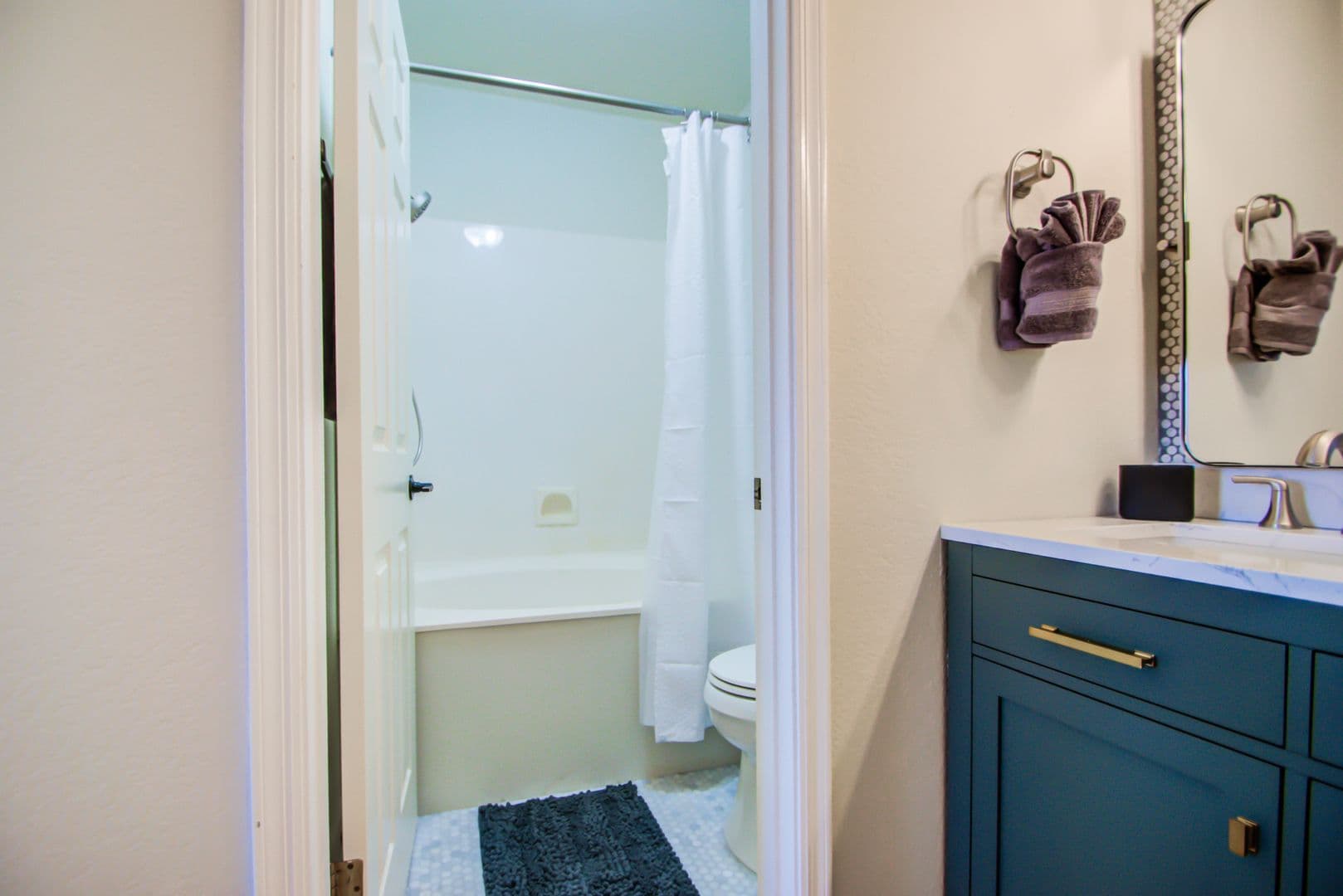 Scottsdale Townhome: 5640 E Bell Rd 1010