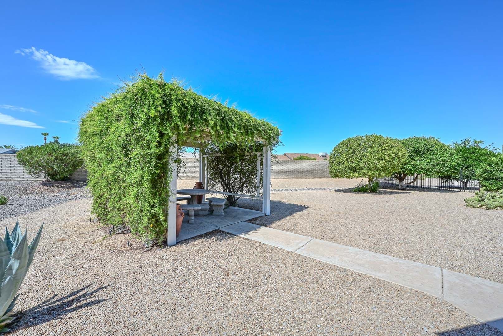 Sun City West House: 14227 W YOSEMITE DR