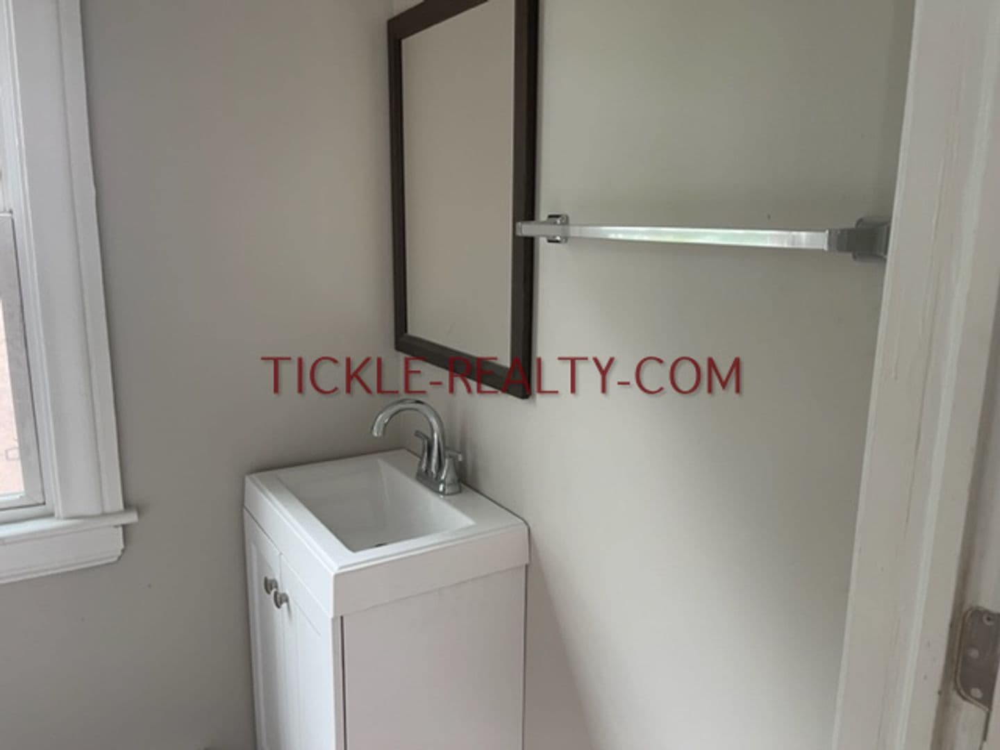 Rochester Apartment: 681 Averill Ave.