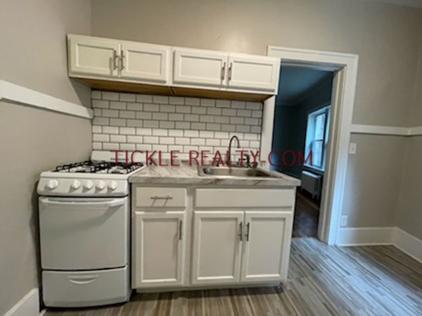Rochester Apartment: 15 Harwood Street