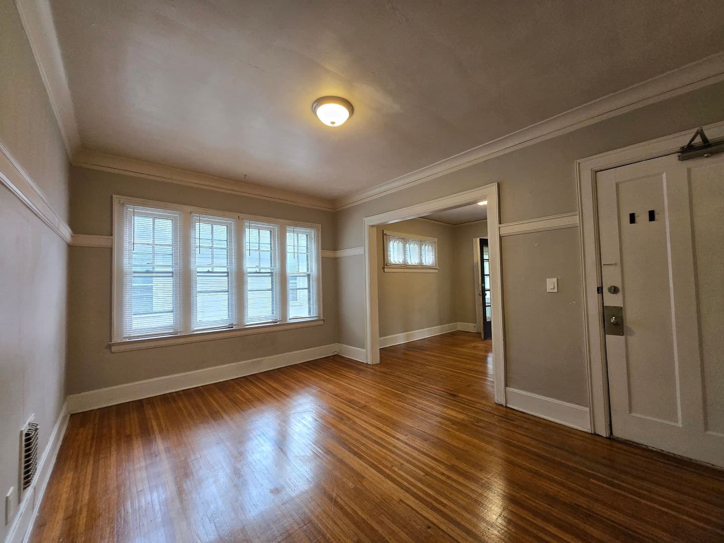 Rochester Apartment: 42 Berkshire Street