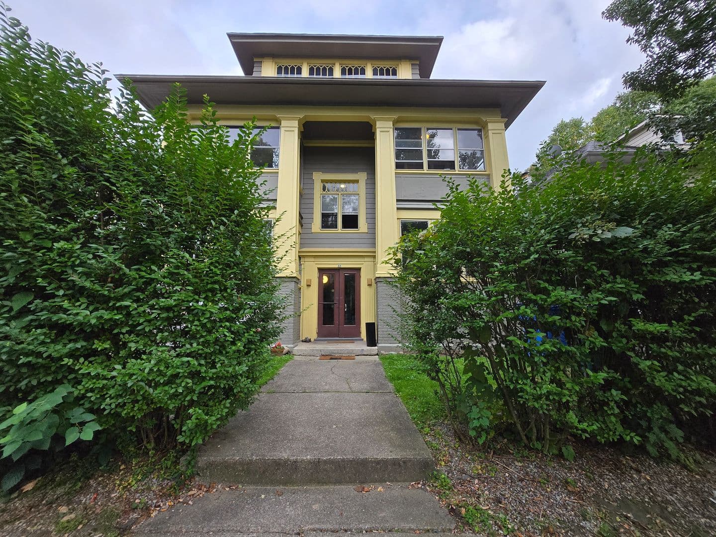 Rochester Apartment: 42 Berkshire Street