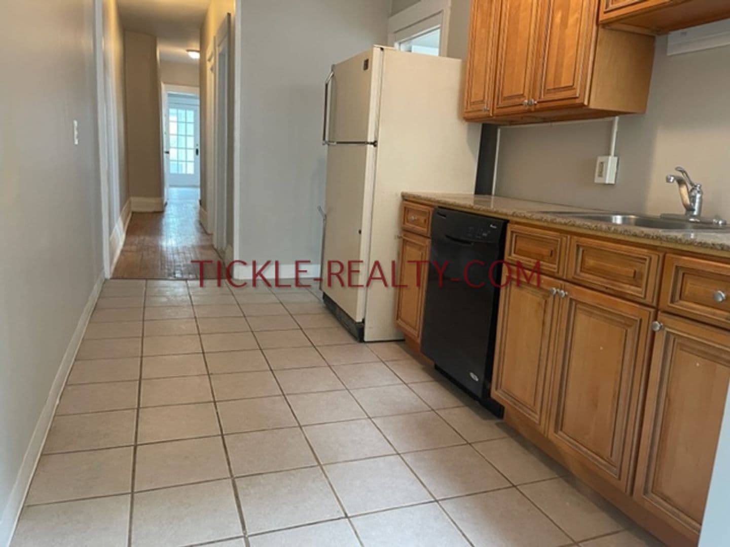 Rochester Apartment: 681 Averill Ave.