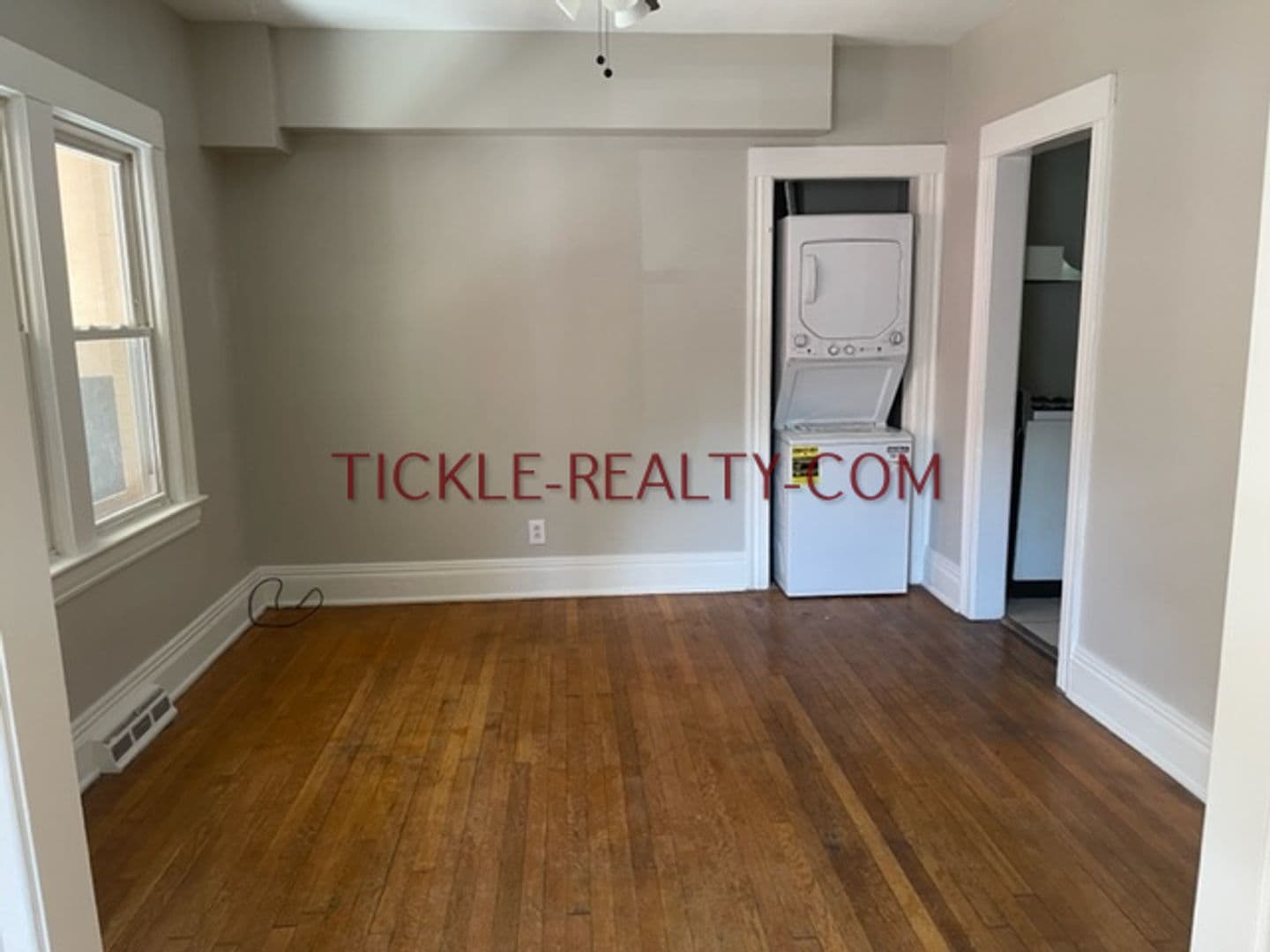 Rochester Apartment: 681 Averill Ave.