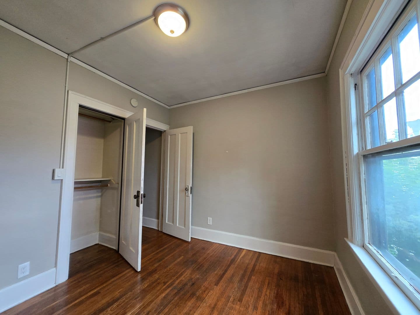 Rochester Apartment: 42 Berkshire Street