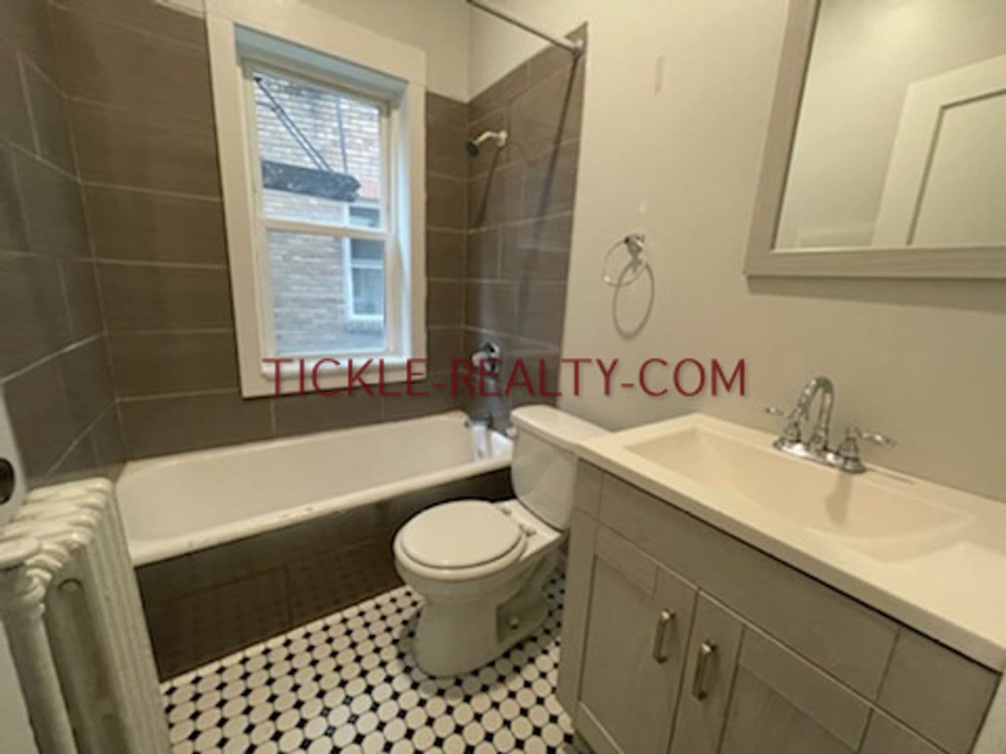 Rochester Apartment: 15 Harwood Street