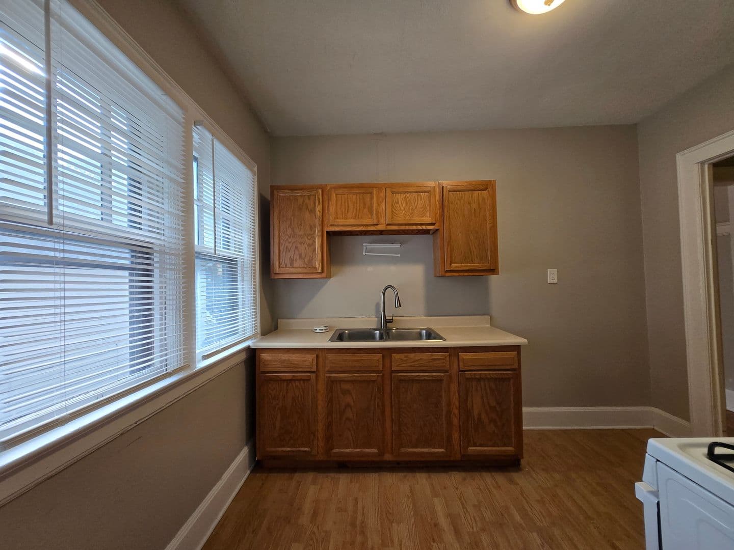 Rochester Apartment: 42 Berkshire Street