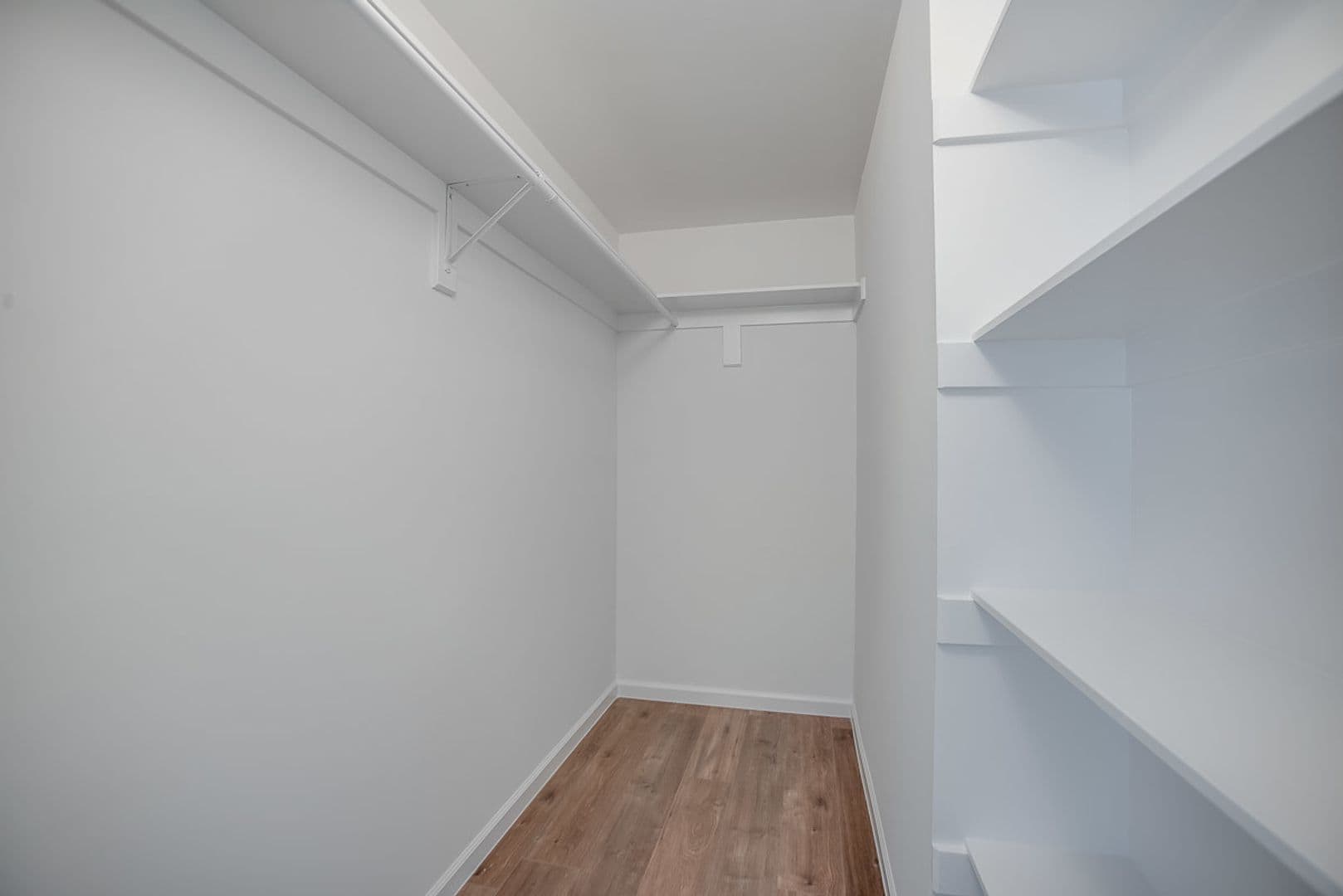 Dallas Apartment: 1809 Bennett Ave