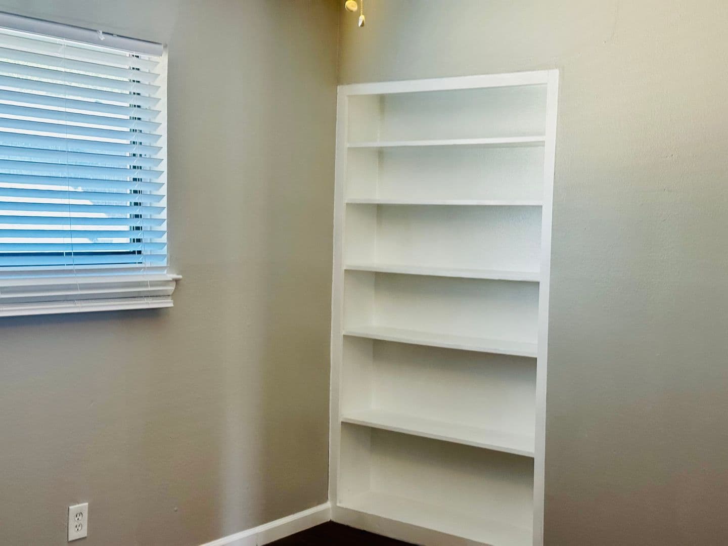 Dallas Apartment: 5221 Bonita Avenue