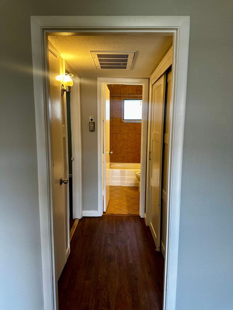 Dallas Apartment: 5221 Bonita Avenue