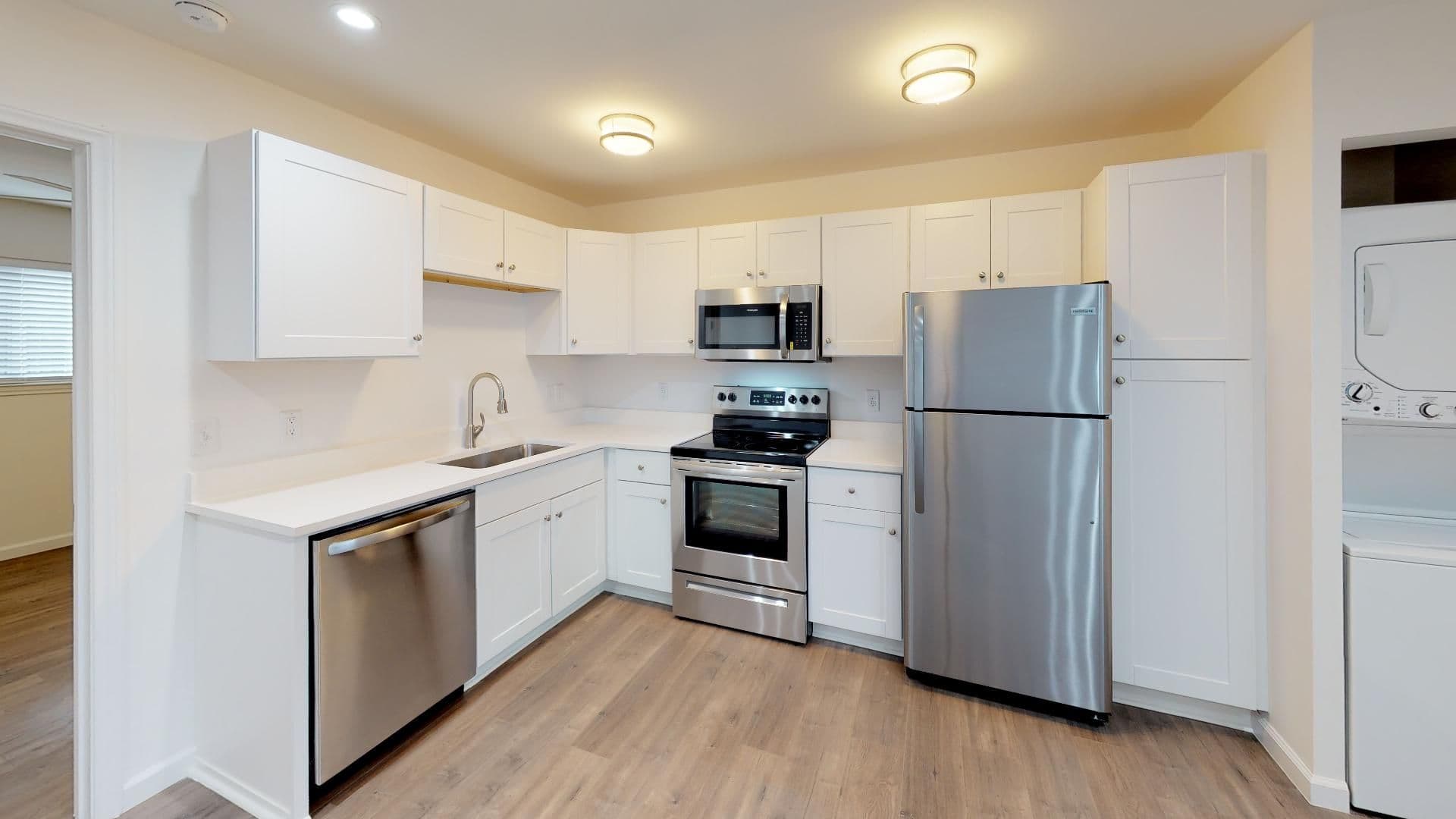 Dallas Apartment: 1809 Bennett Ave