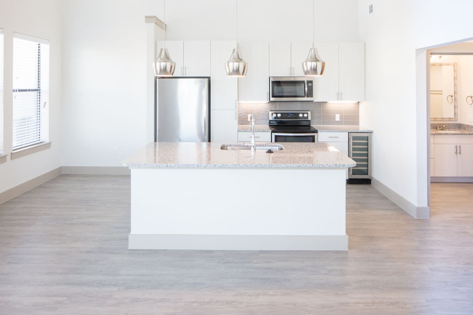 Dallas Apartment: 2100 Moser Ave