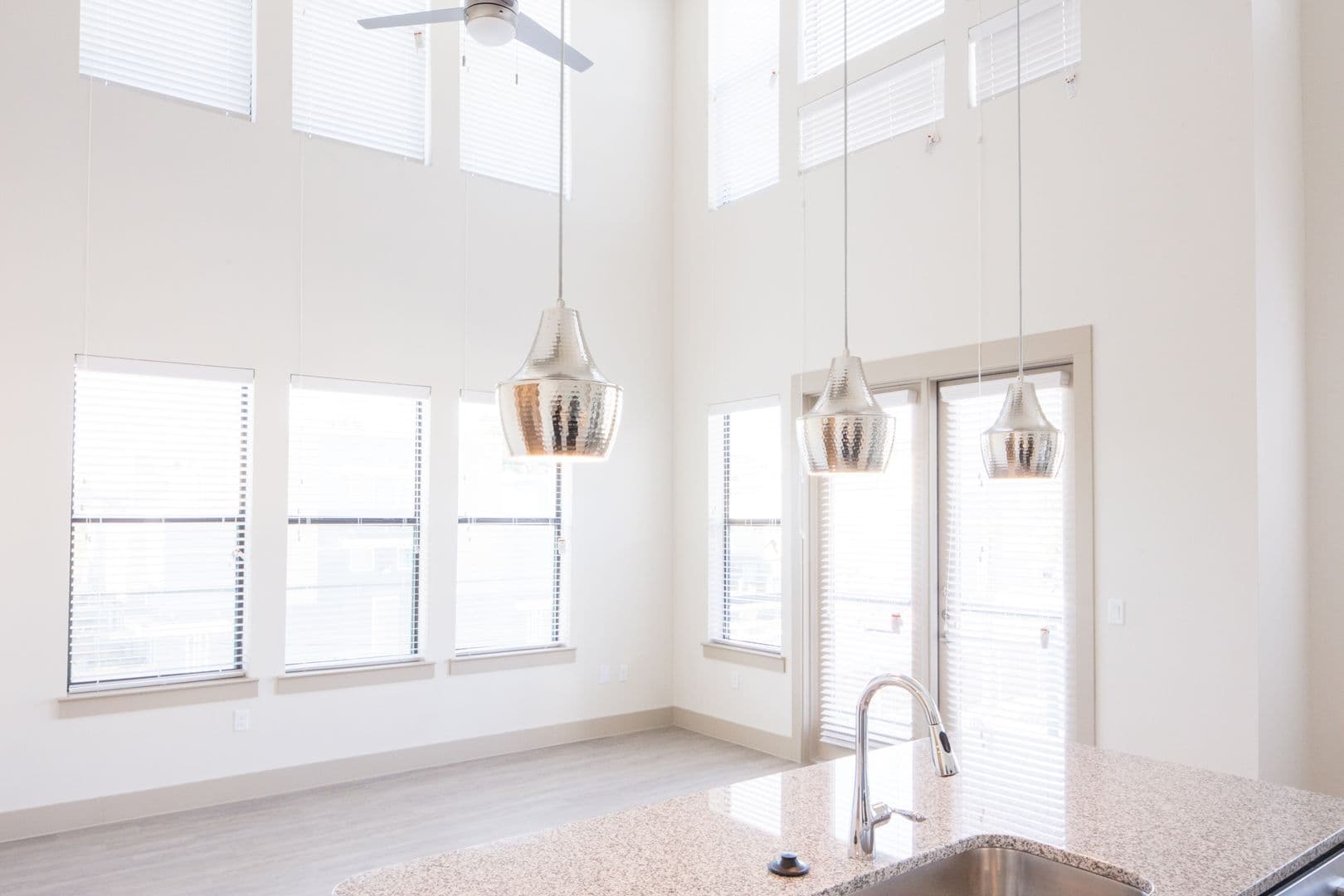 Dallas Apartment: 2100 Moser Ave