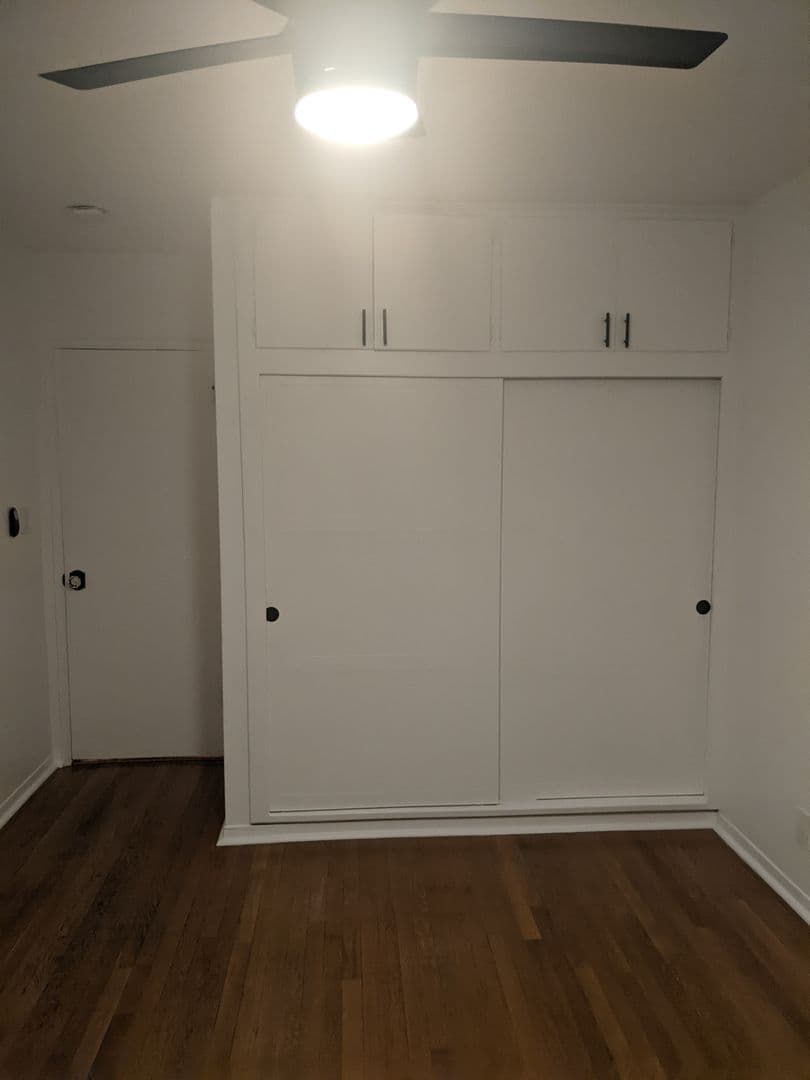 Los Angeles Apartment: 1238 Barry Ave.