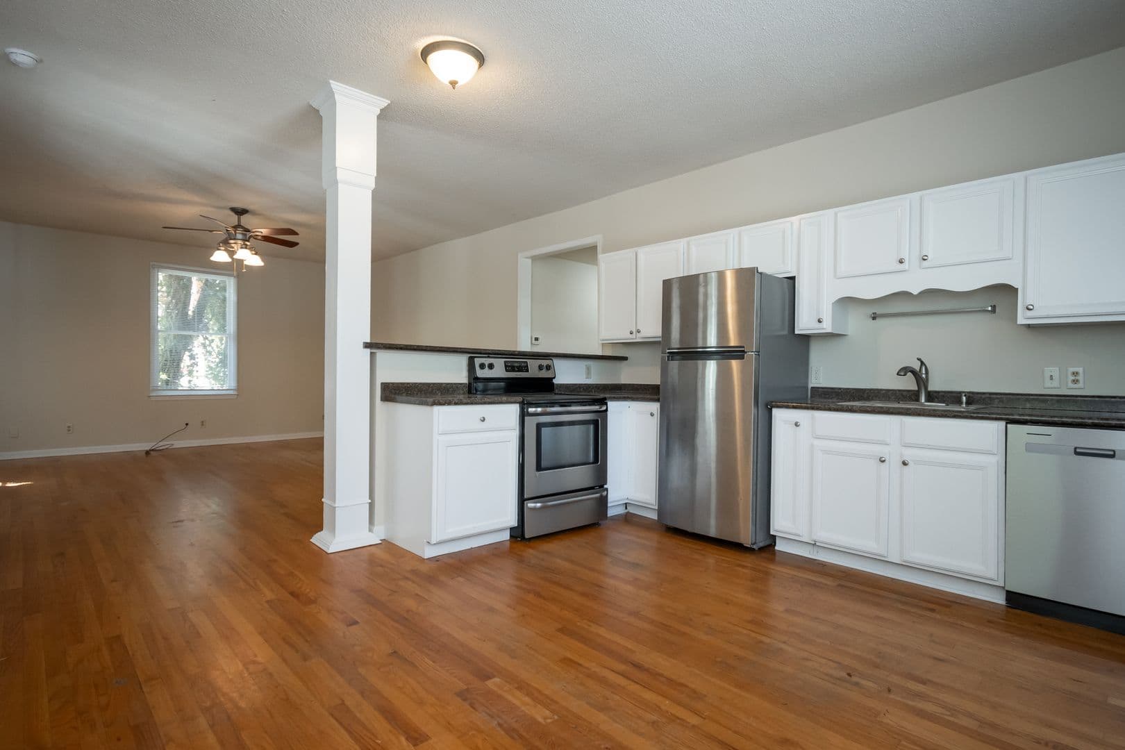 Athens House: 430 Cleveland Avenue
