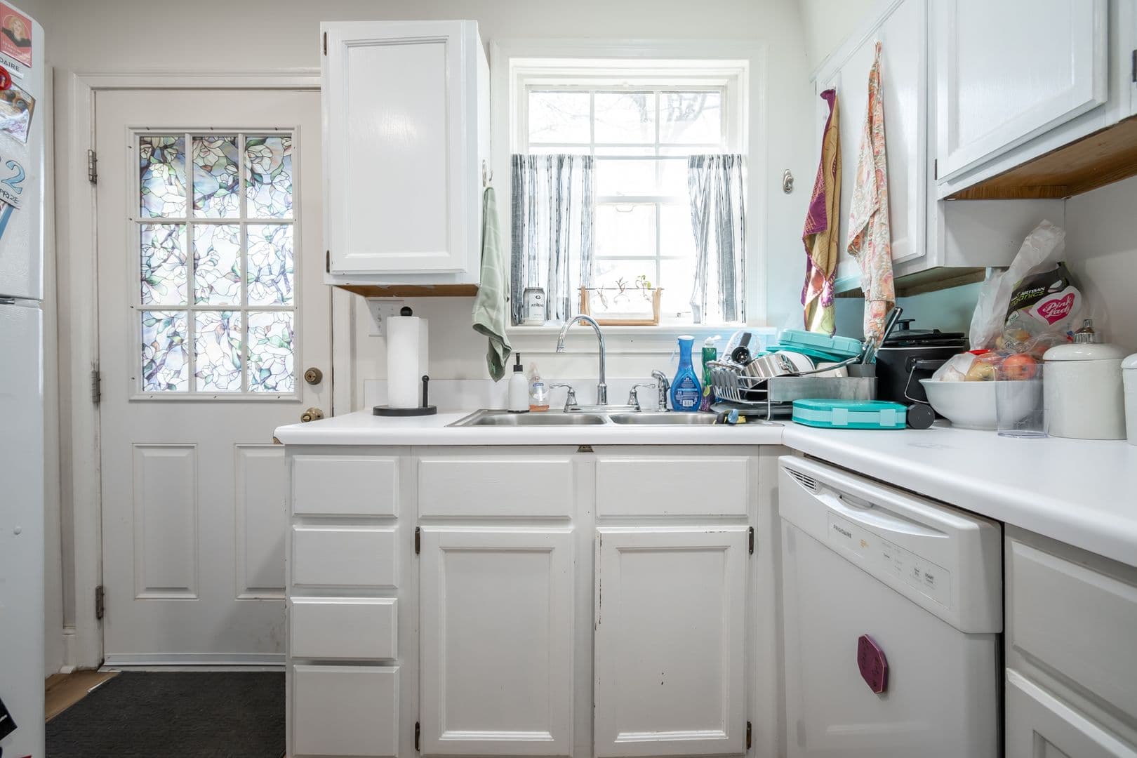 Athens Apartment: 118 University Drive