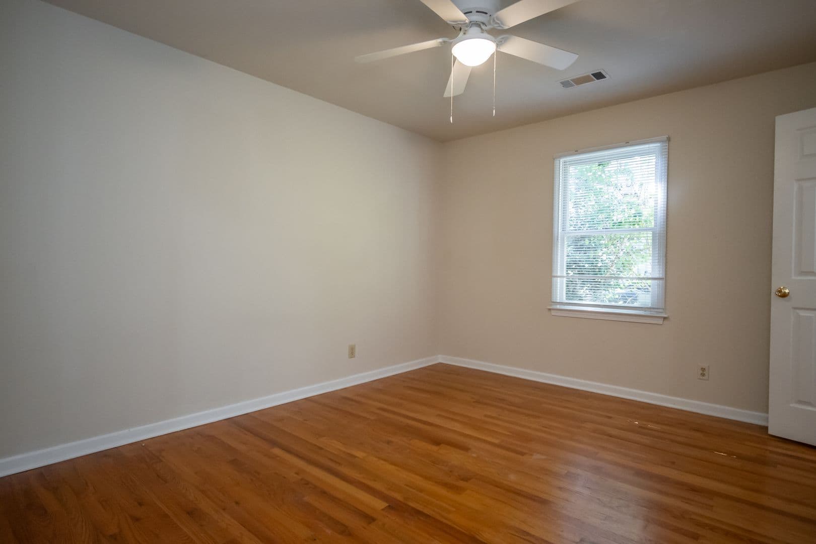 Athens House: 430 Cleveland Avenue