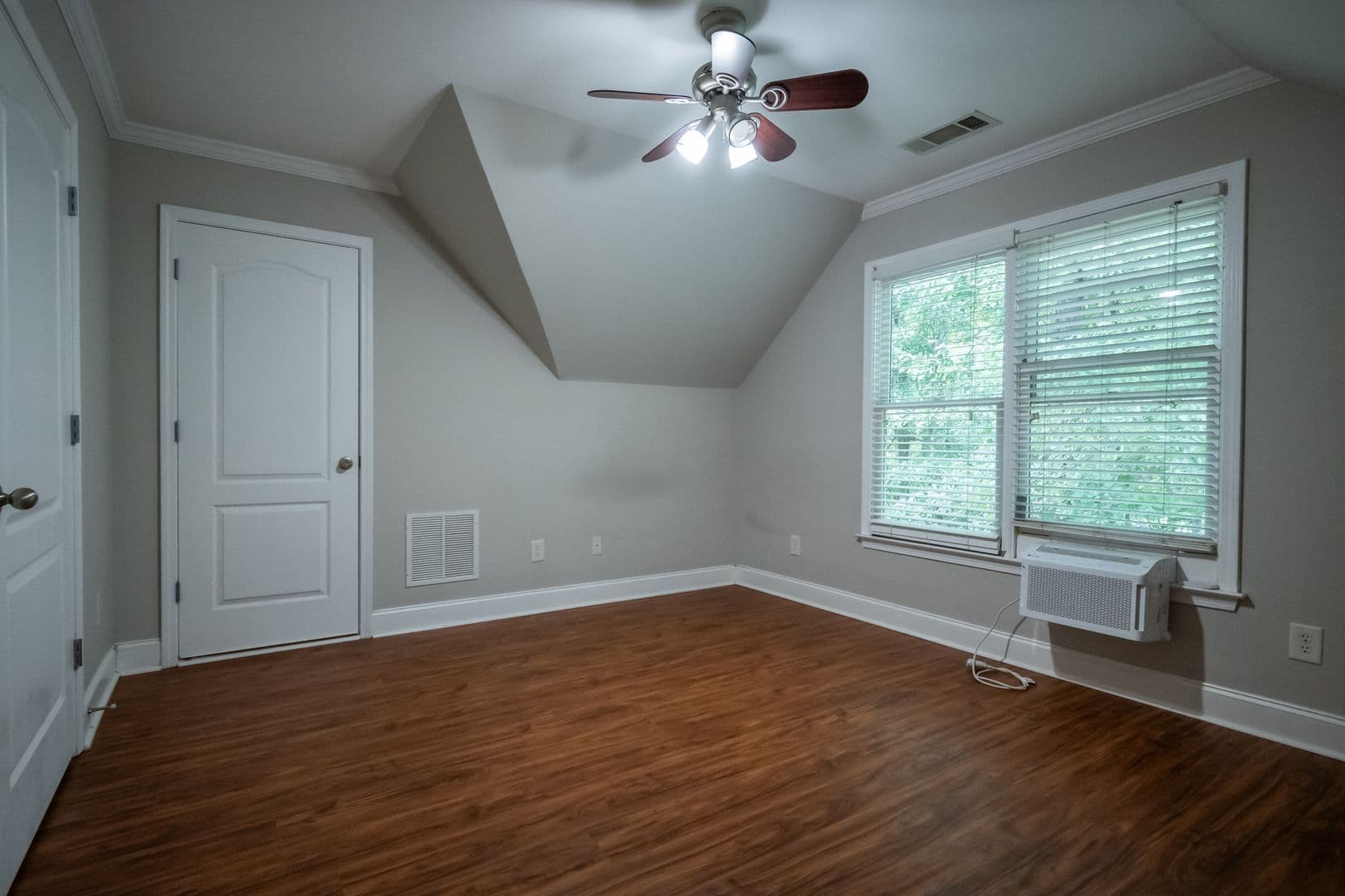 Athens House: 101 Falling Shoals Road