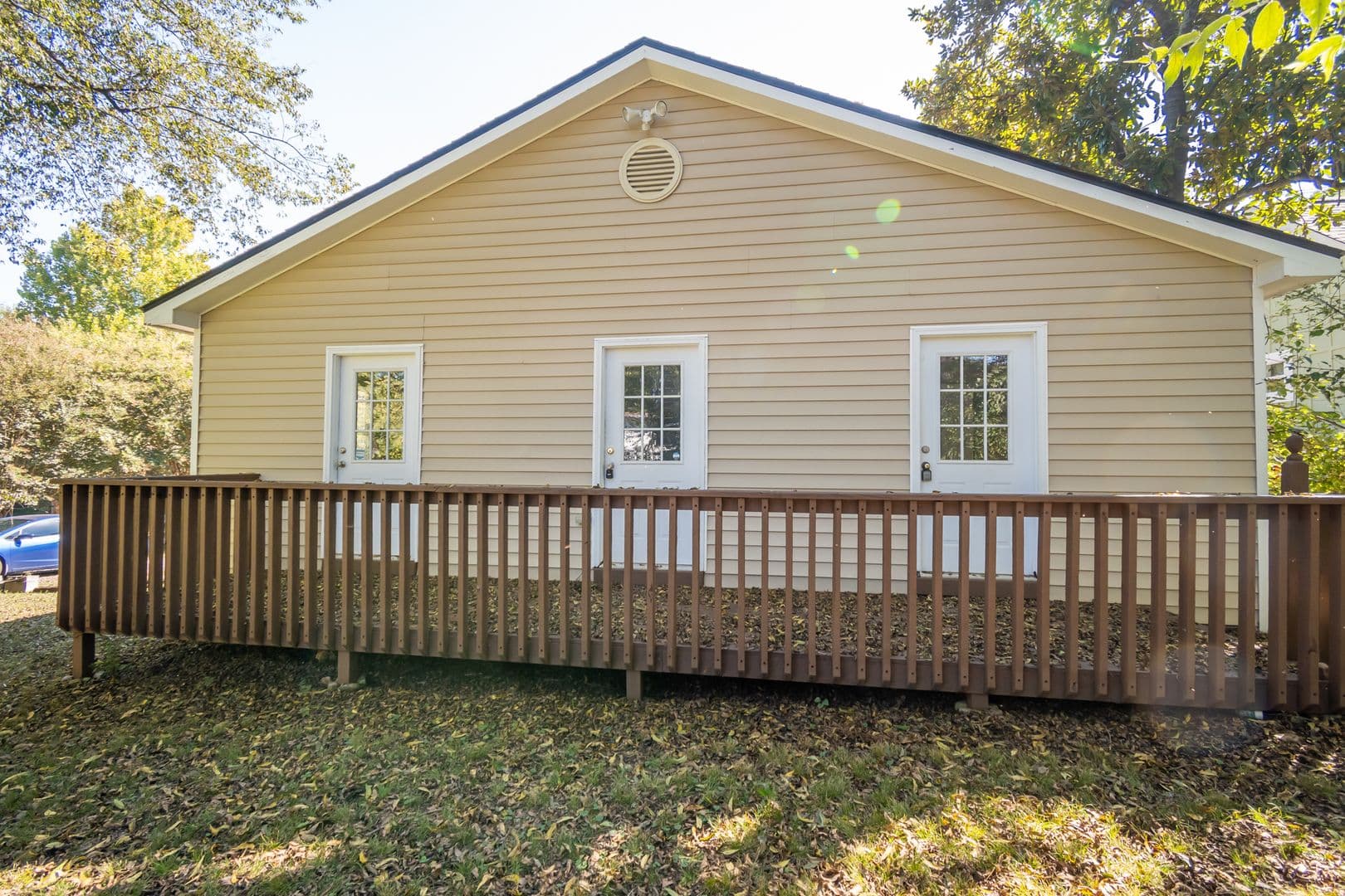 Athens House: 430 Cleveland Avenue