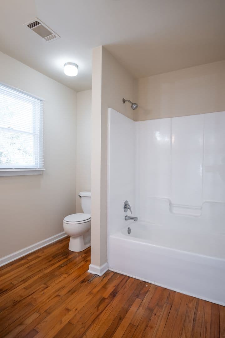 Athens House: 430 Cleveland Avenue