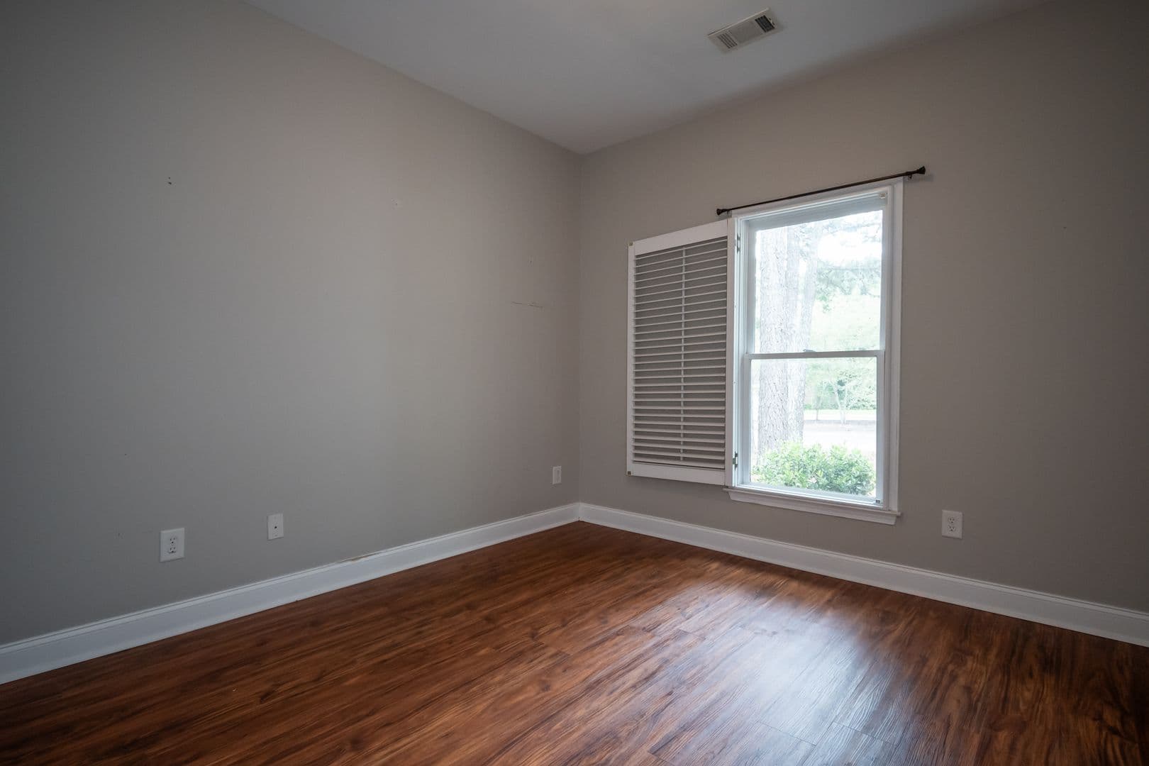 Athens House: 101 Falling Shoals Road