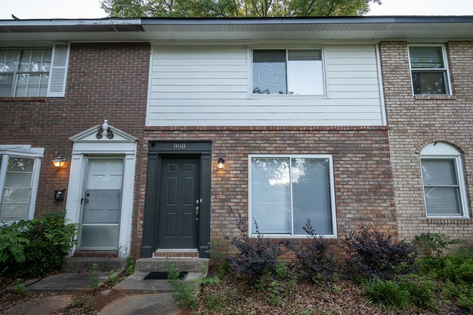 Athens House: 880 College Avenue