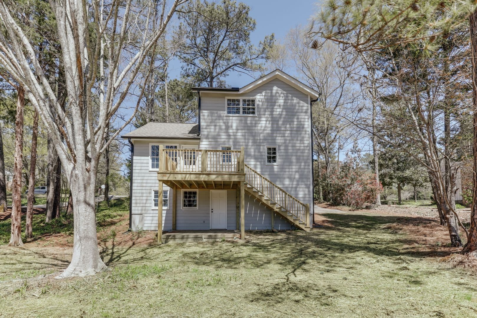 Athens House: 315 Davis Street