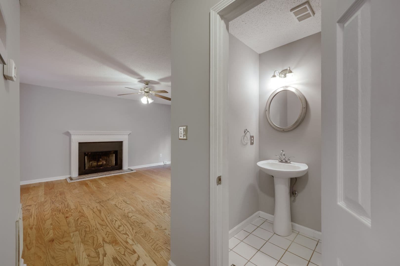 Athens House: 555 Snapfinger Drive