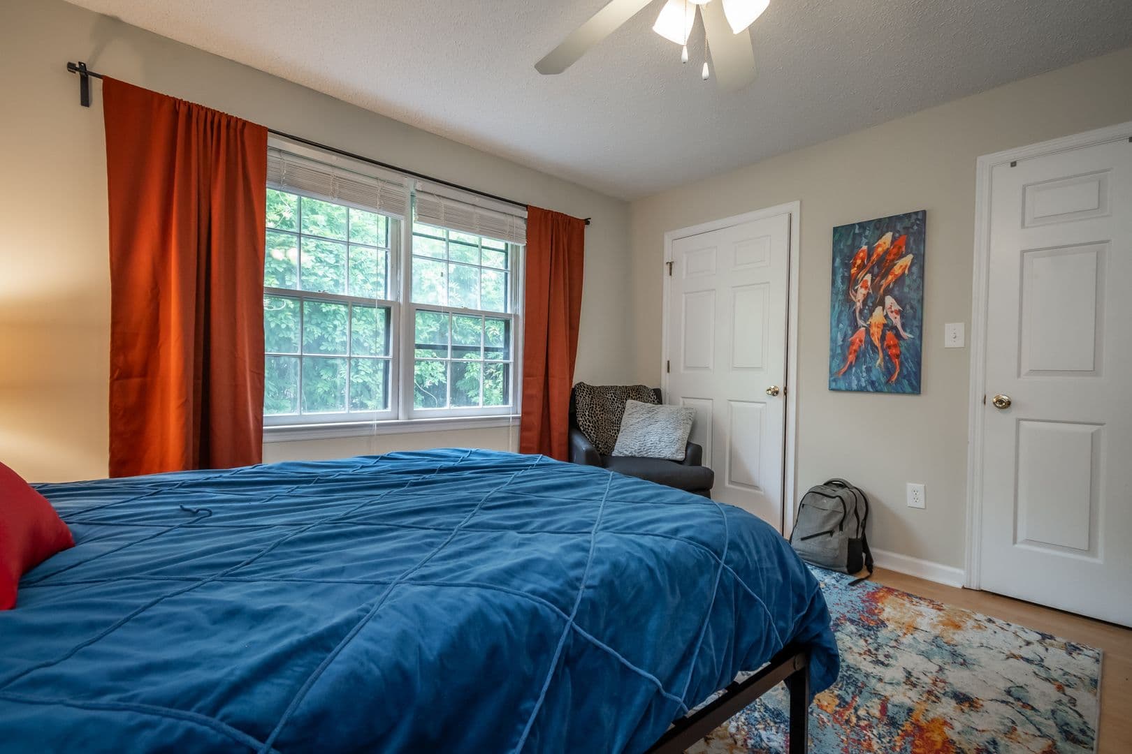 Athens House: 200 E Cloverhurst