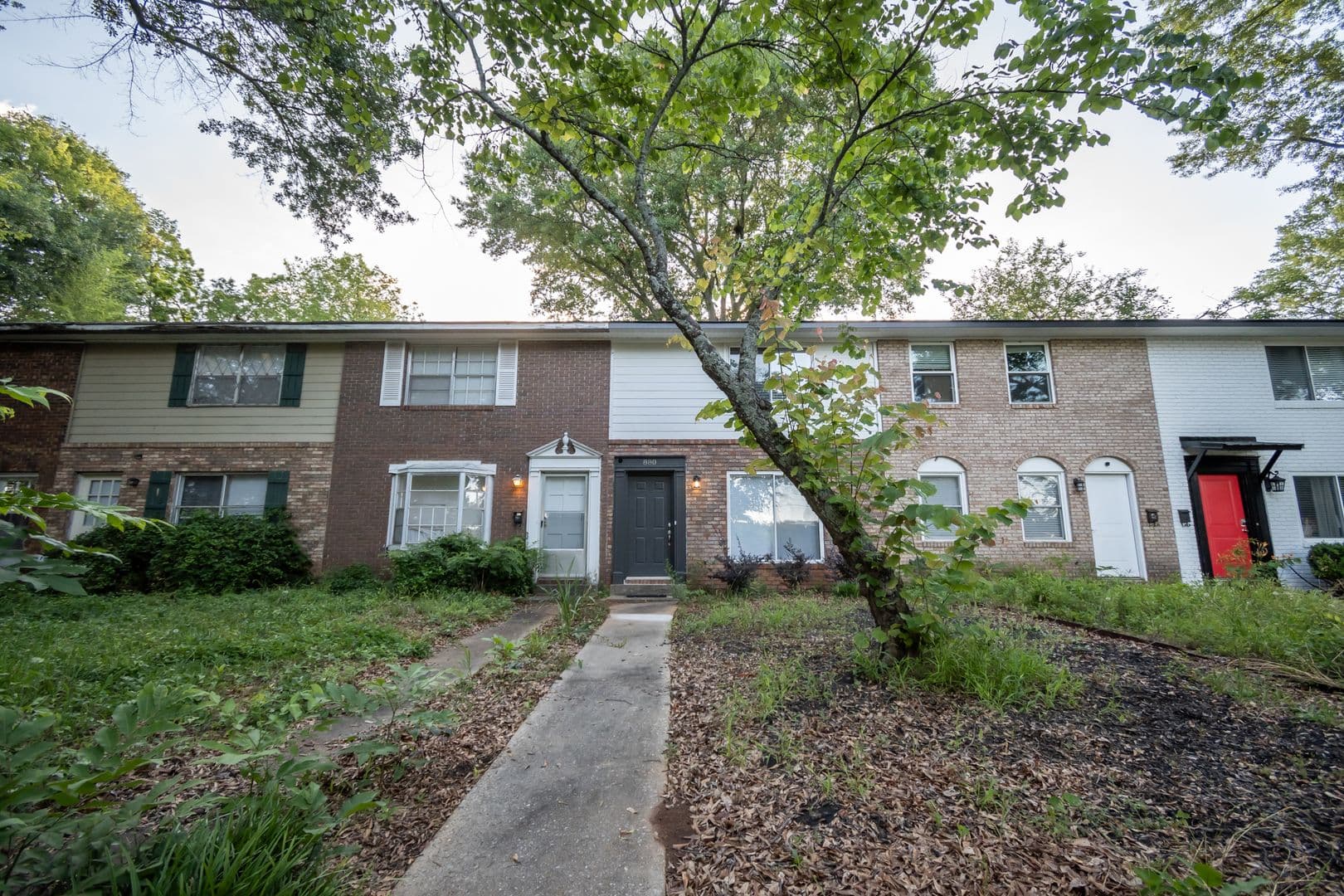 Athens House: 880 College Avenue