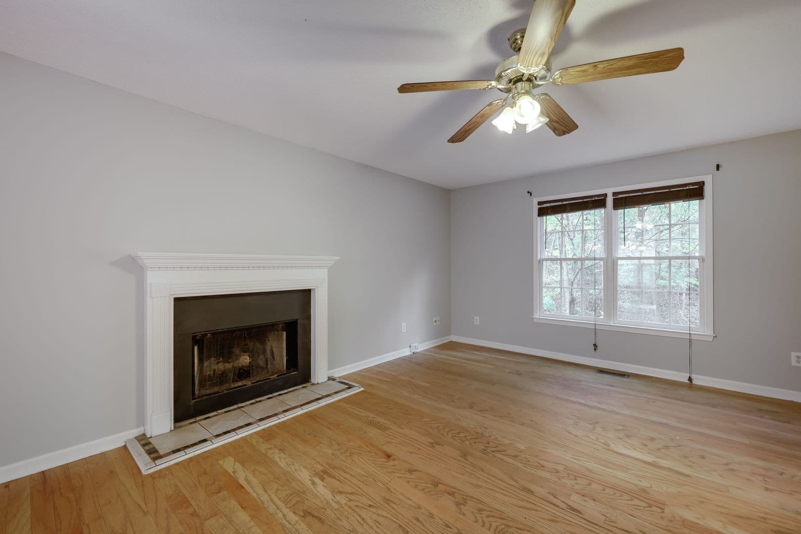 Athens House: 555 Snapfinger Drive