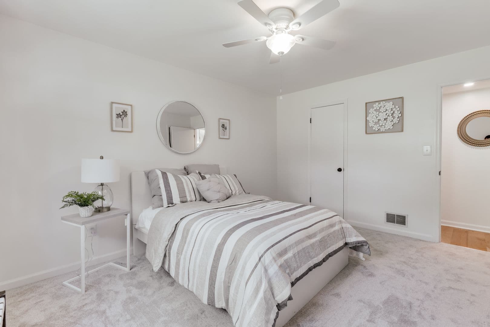 Athens House: 315 Davis Street
