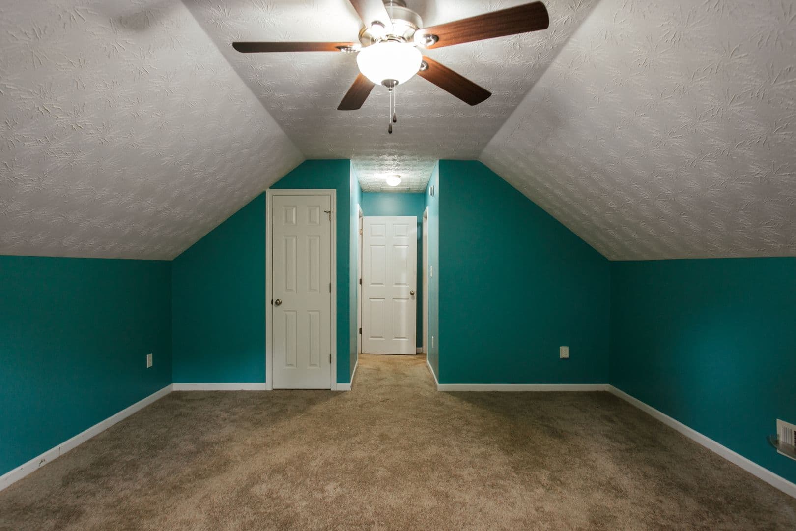Athens House: 137 Bristol Woods Drive