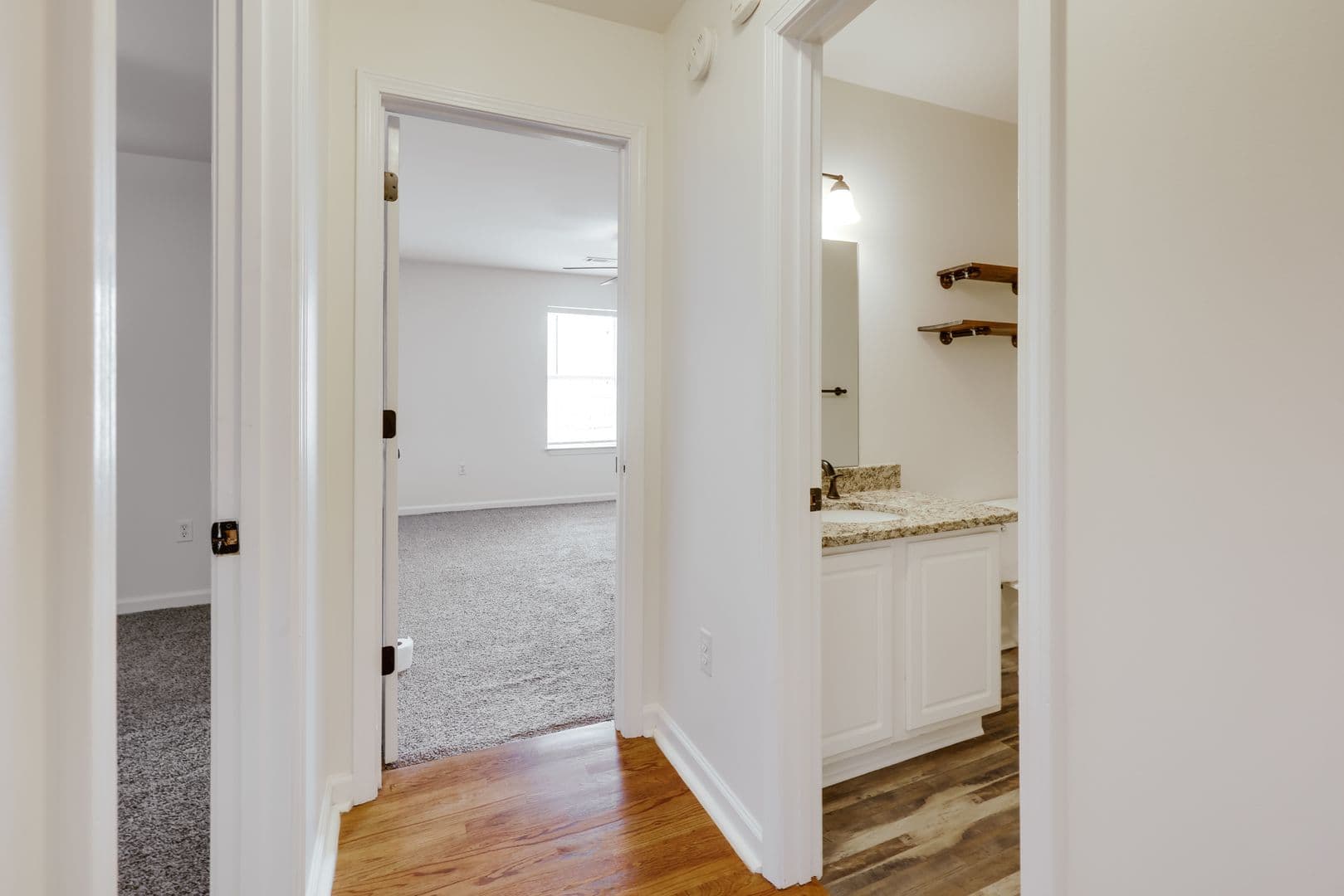 Bogart House: 1021 Jessica Way
