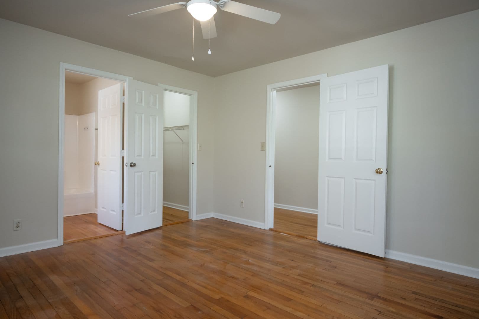 Athens House: 430 Cleveland Avenue