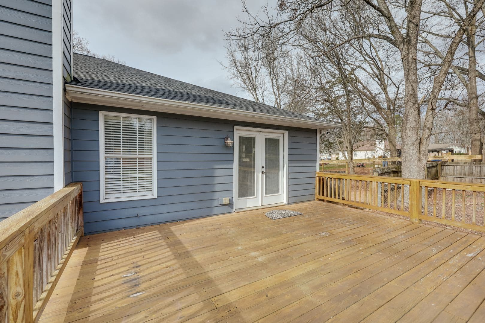 Bogart House: 1021 Jessica Way