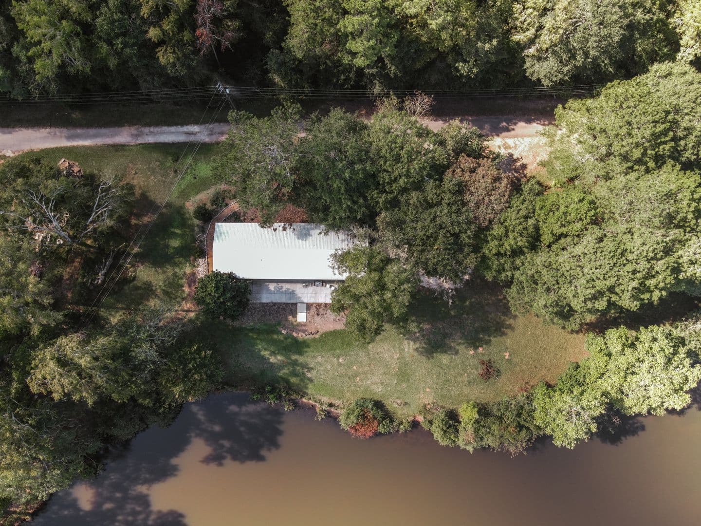 Athens House: 190 Lakewood Drive