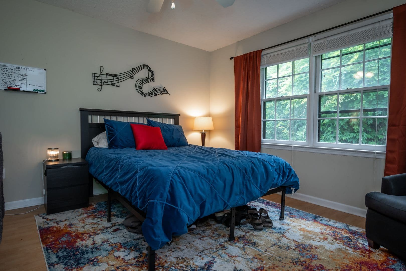 Athens House: 200 E Cloverhurst