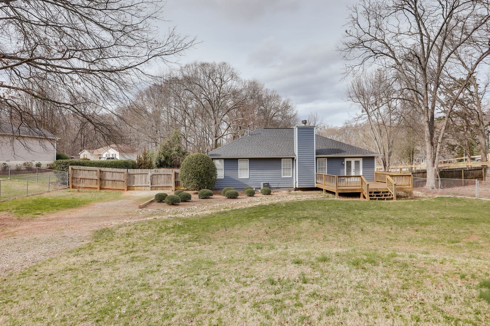 Bogart House: 1021 Jessica Way