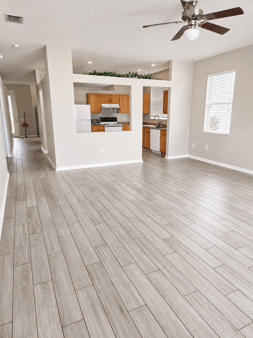 Wesley Chapel House: 26702 Middleground Loop