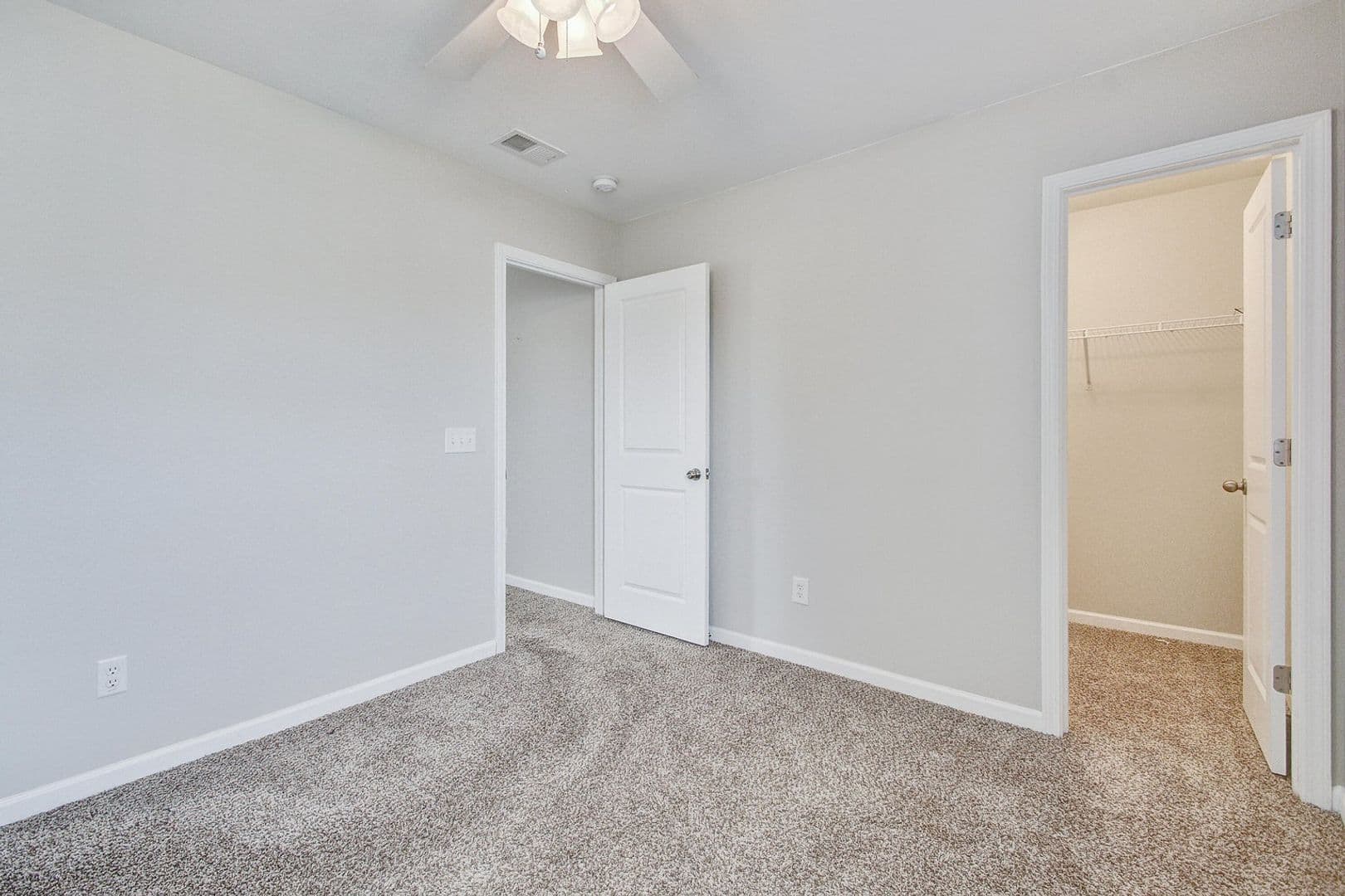 Summerville House: 411 Ridgedale Rd.